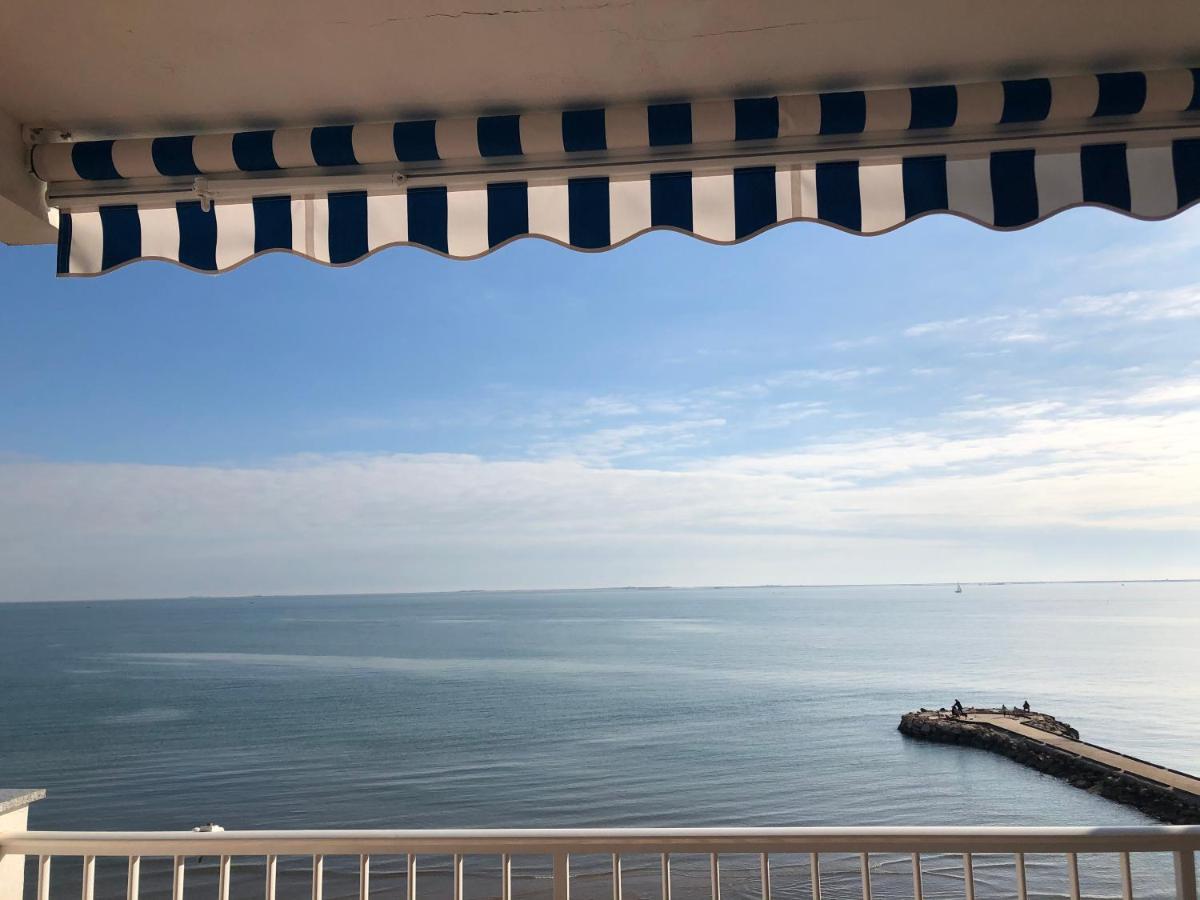 Apartamento En Primera Linea De Mar Sant Carles De La Rapita Ngoại thất bức ảnh