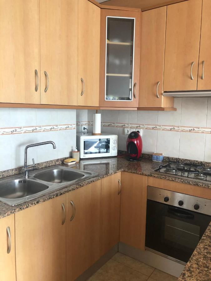 Apartamento En Primera Linea De Mar Sant Carles De La Rapita Ngoại thất bức ảnh