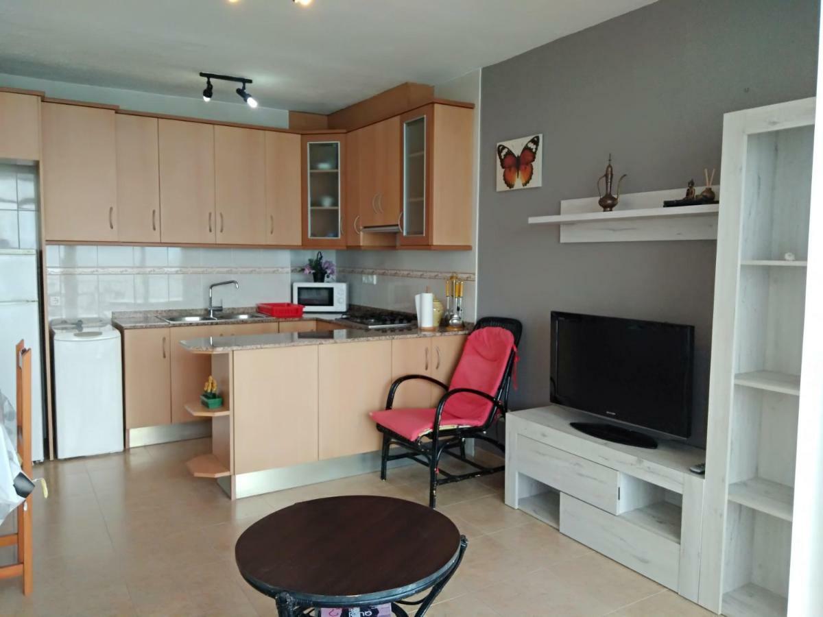 Apartamento En Primera Linea De Mar Sant Carles De La Rapita Ngoại thất bức ảnh